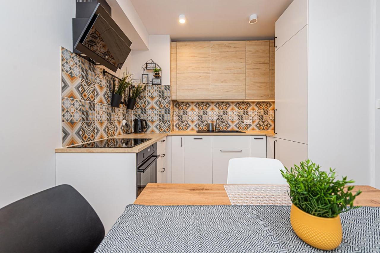 Cubic Home Rumia Exterior foto